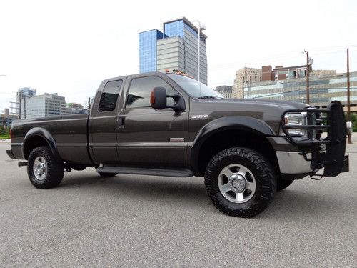 2005 ford f-250 super duty lariat extended cab pickup 4dr v8 6.0l diesel 4x4