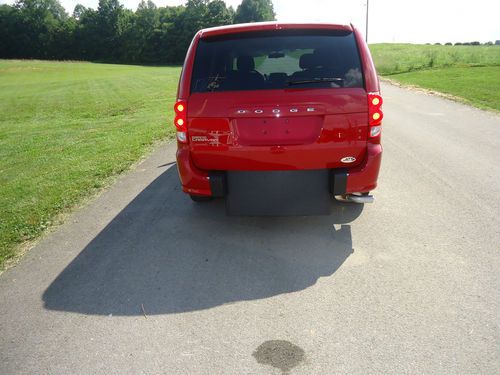 2012 DODGE GRAND CARAVAN WHEELCHAIR/HANDICAP RAMP VAN REAR ENTRY, US $23,900.00, image 2