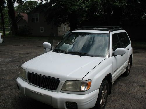 2001 subaru forester s wagon 4-door 2.5l