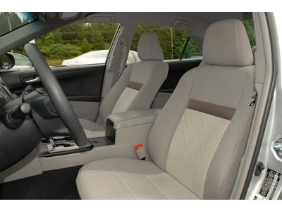 2012 Toyota Camry LE, image 5