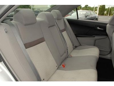 2012 Toyota Camry LE, image 12