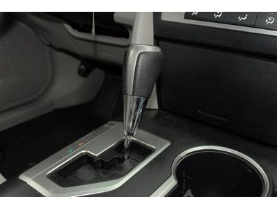 2012 Toyota Camry LE, image 17