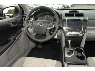 2012 Toyota Camry LE, image 19