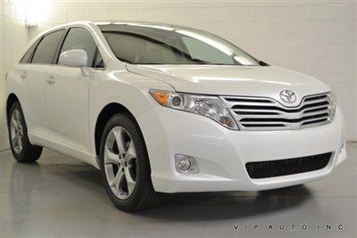 2010 toyota venza awd navigation back up camara panoramic sunroof heated seats