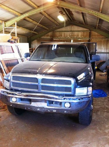 No reserve!!!  2001 dodge ram 2500 slt 5.9l i6 4x4