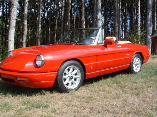 1991 red alfa romeo spider veloce