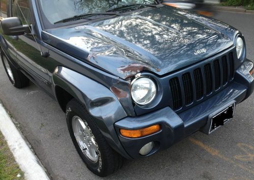 2002 Jeep Liberty Limited Sport Utility 4-Door 3.7L 4X4 Limited, image 2