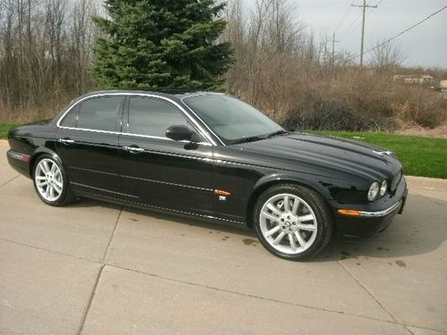 2004 jaguar xjr