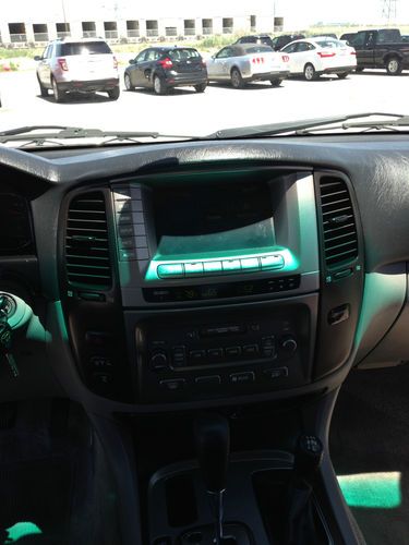 White with Grey leather interior 2004 Toyota Landcruiser, fully loaded, US $16,999.00, image 4