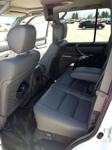 White with Grey leather interior 2004 Toyota Landcruiser, fully loaded, US $16,999.00, image 6