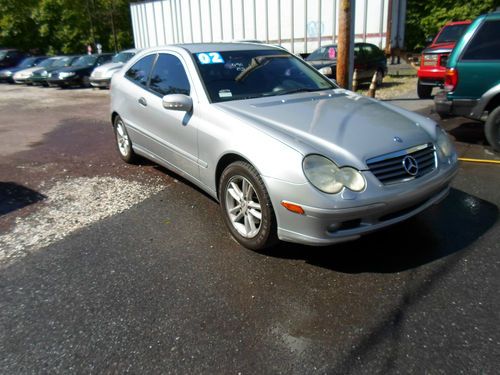 2002 mercedes-benz c230 kompressor coupe 2-door 2.3l