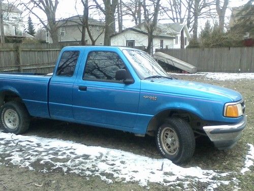 1993 ford ranger stx extended cab pickup 2-door 3.0l, needs engine!