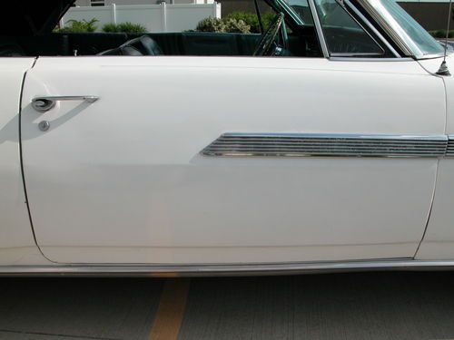 1963 Pontiac Bonneville Base 6.4L, image 21