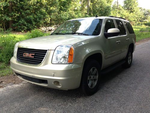 2007 gmc yukon sle 3rd row seat