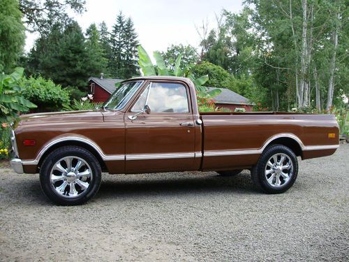 1968 gmc 2500 custom camper pickup,rust free,adult owned,lots of upgrades,nice