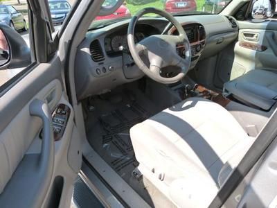 NO RESERVE 2002 182087 MILES LIMITED 4 WHEEL DRIVE DVD PLAYER SILVER GRAY, image 6