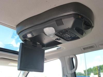 NO RESERVE 2002 182087 MILES LIMITED 4 WHEEL DRIVE DVD PLAYER SILVER GRAY, image 10