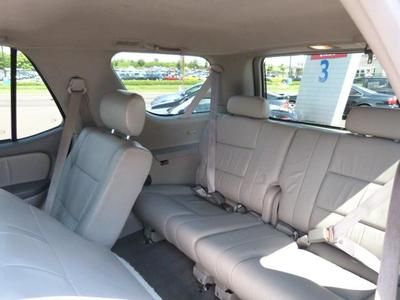 NO RESERVE 2002 182087 MILES LIMITED 4 WHEEL DRIVE DVD PLAYER SILVER GRAY, image 11