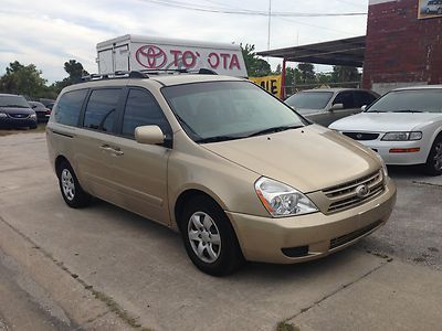 KIA SEDONA MINI  VAN CARGO ROADYWORTHY, image 3