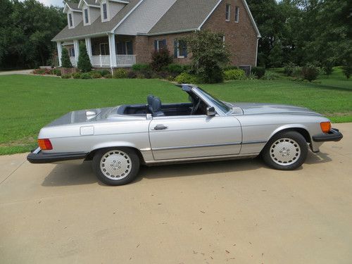 1986 mercedes-benz 560sl convertible