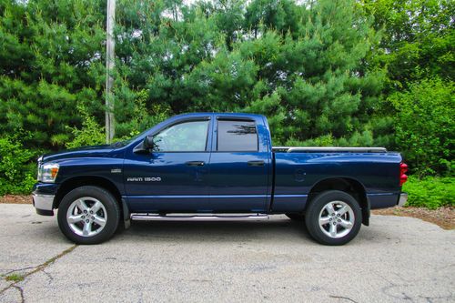 2007 dodge ram 1500 slt 5.7 ltr hemi quad cab pickup truck patriot blue -66k mi.