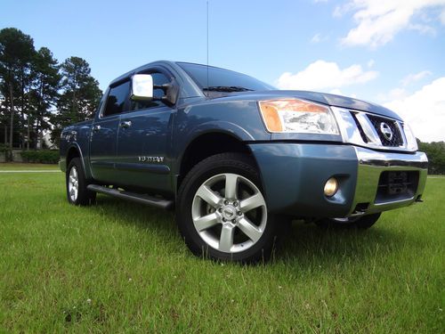 2010 nissan titan le crew cab pickup 4-door 5.6l