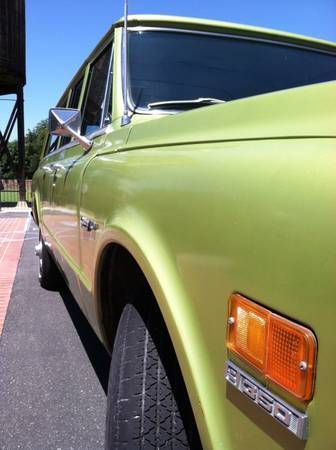 1972 chevrolet 3drs suburban c10 custom 1/2ton 2wd