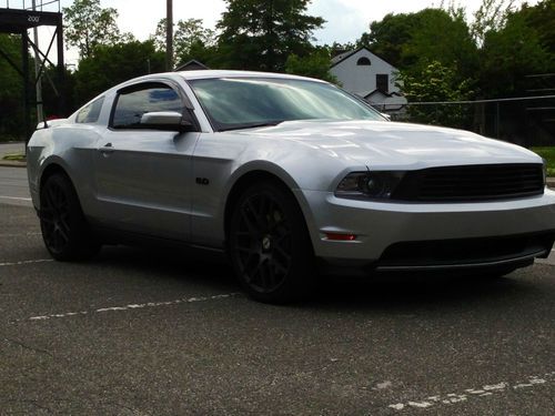 2011 ford mustang gt coupe 2-door 5.0l