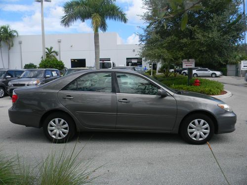 2005 toyota camry le sedan 4-door 2.4l