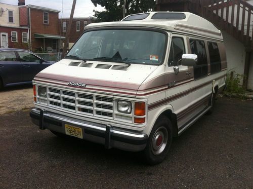 Dodge conversion van/rv b250 1988 54000 miles