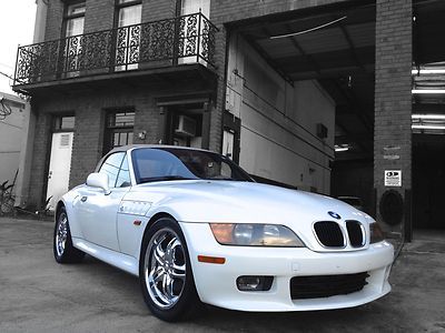 **super clean**custom wheels**low miles**convertible**like new**low reserve**