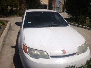 2004 saturn ion 2 4-door  $800