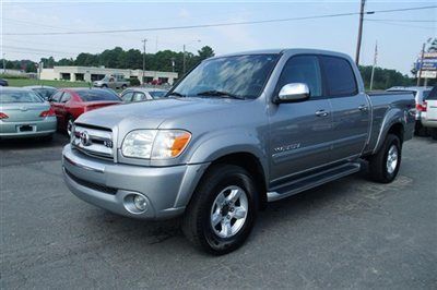 2005 toyota tundra sr5 trd pkg,four wheel,one owner, auto,rear sliding window