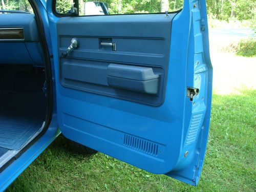 1976 Chevy Truck/ K-5 Blazer Custom Deluxe 350 / 4x4 One Owner Nice 87, image 13