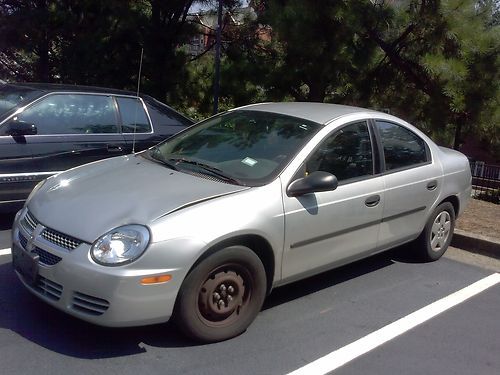 2003 dodge neon se