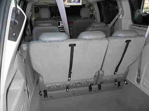 2008 CHRYSLER TOWN & COUNTRY SIGNATURE SERIES VAN, image 17