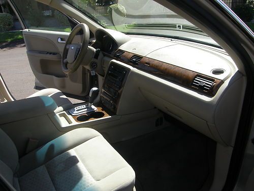 2005 Ford Five Hundred SEL Sedan 4-Door 3.0L, image 15