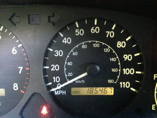 4-door sedan, white, automatic, new wheels., image 6