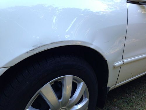 4-door sedan, white, automatic, new wheels., image 16