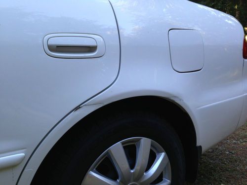 4-door sedan, white, automatic, new wheels., image 18