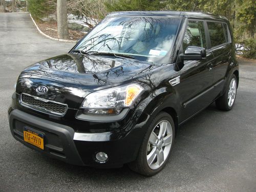 2010 kia soul sport hatchback 4-door 2.0l