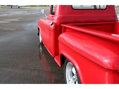 Restored Chevy 3100 Shortbed Stepside Custom. 350 V8, Camaro Front Suspension, image 22