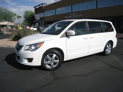 2009 volkswagen routan se dvd rear camera heated seats power doors low miles