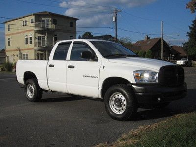 2007 dodge ram 1500 crew cab 4x4 1 owner clean runs gr8 ready for work no reserv
