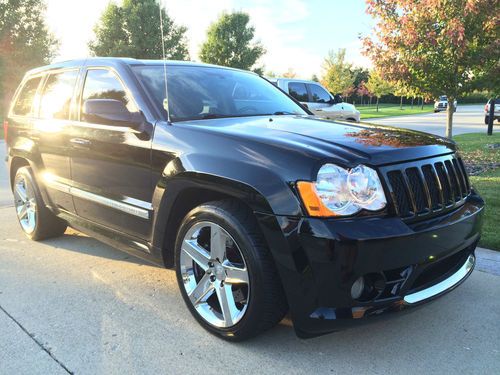 2008 jeep grand cherokee srt8 sport utility 4-door 6.1l no reserve!!!!