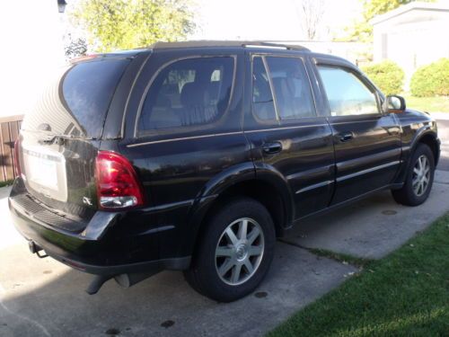 2004 buick rainer  black  10300+ mlg.  17.5 mpg  towing pkg.