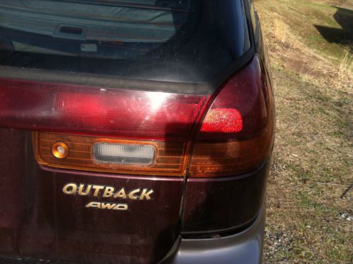 *NO RESERVE* 1999 Subaru Legacy Outback Limited 30th Anniversary Wagon 2.2L, image 8