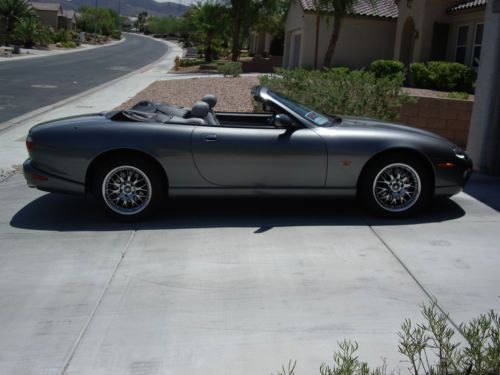 2005 jaguar xk8 base convertible 2-door 4.2l