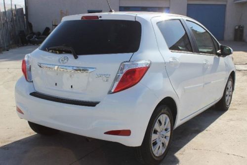 2013 Toyota Yaris LE Damaged Salvage Only 385 Miles Like New Economical RUNS!!, US $6,900.00, image 4