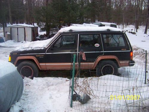 1988 jeep cherokee pioneer laredo  sport utility 4-door 4.0l